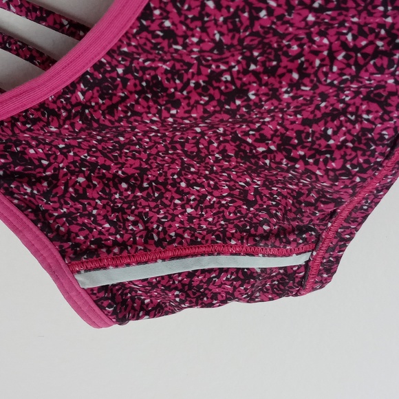 LuLuLemon Lighten Up Pink and Black Sport Bra Size 6 - Picture 6 of 11